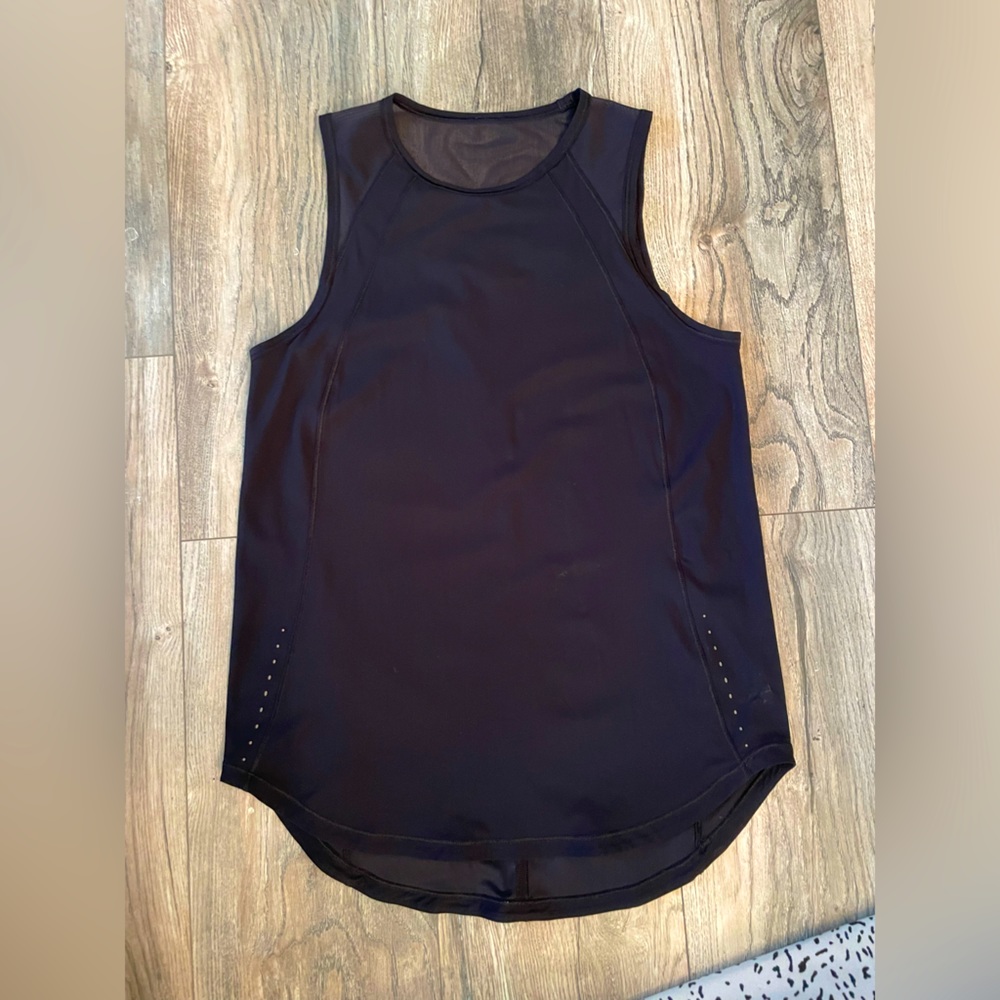 Lululemon Black Sculpt Tank Top w/ Back Vent, perfect condition